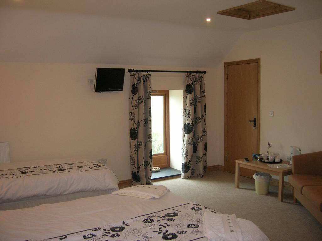 Bed and Breakfast Polhilsa Farm Callington Номер фото