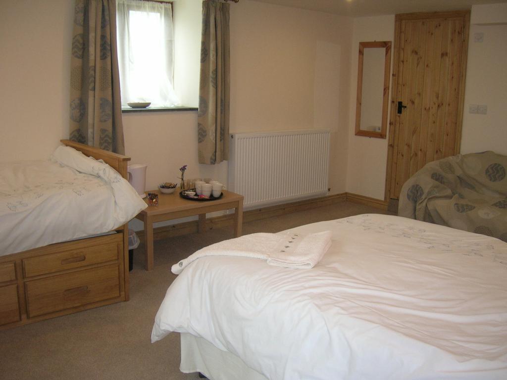 Bed and Breakfast Polhilsa Farm Callington Номер фото